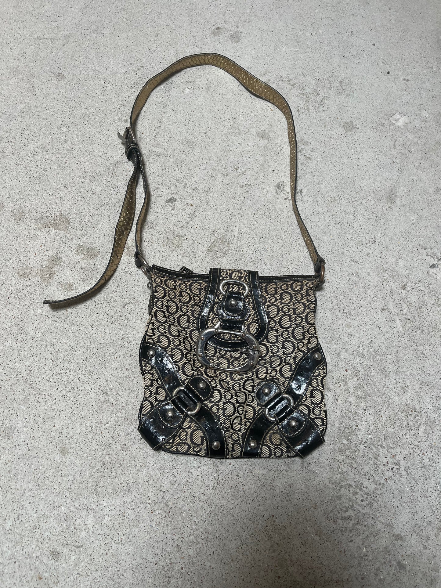 GUESS BAG