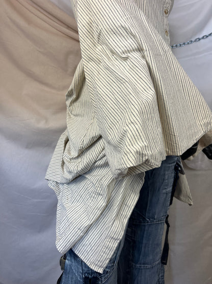 Strucutured shirt
