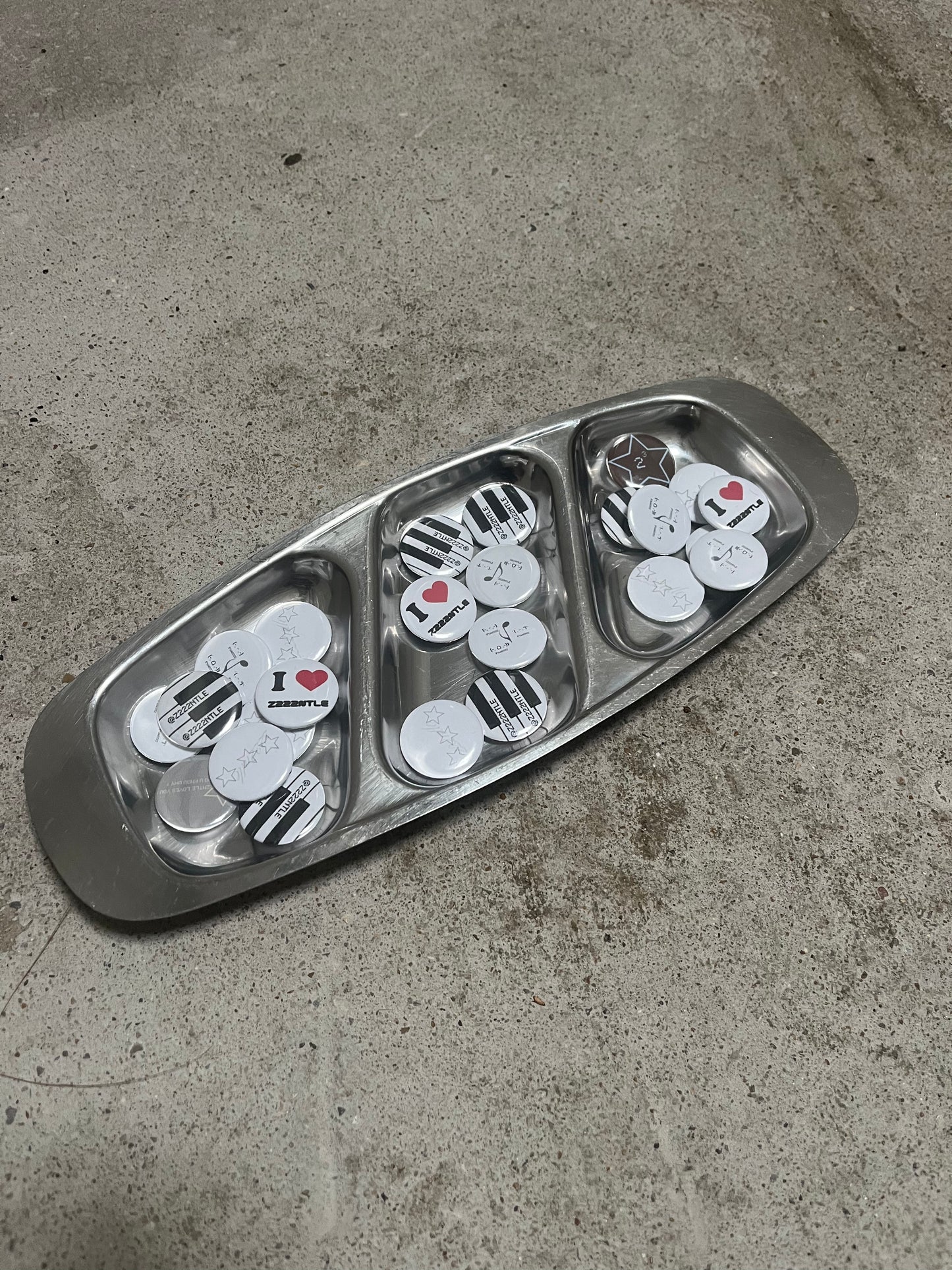 z222ntle badges*