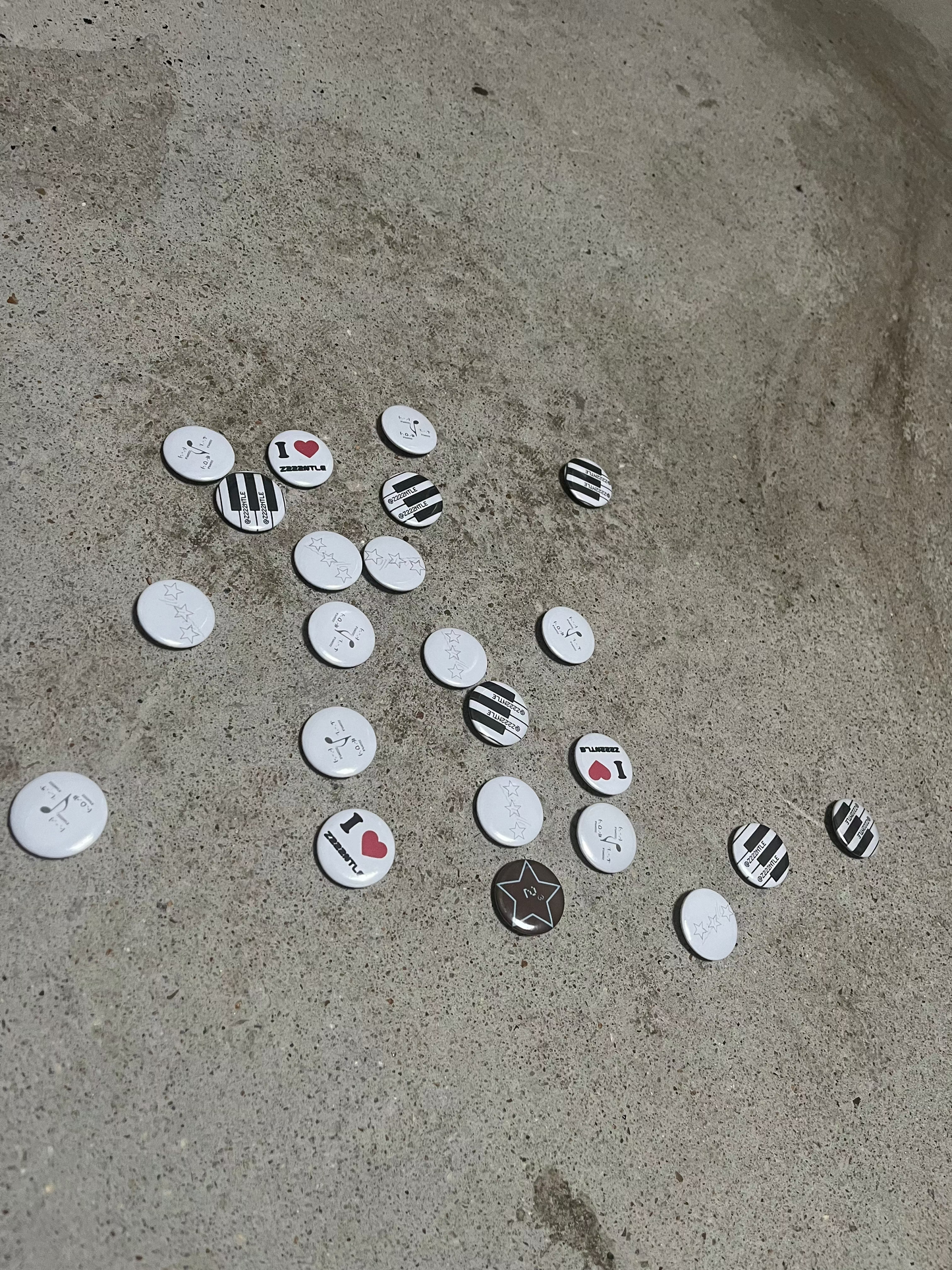 z222ntle badges*