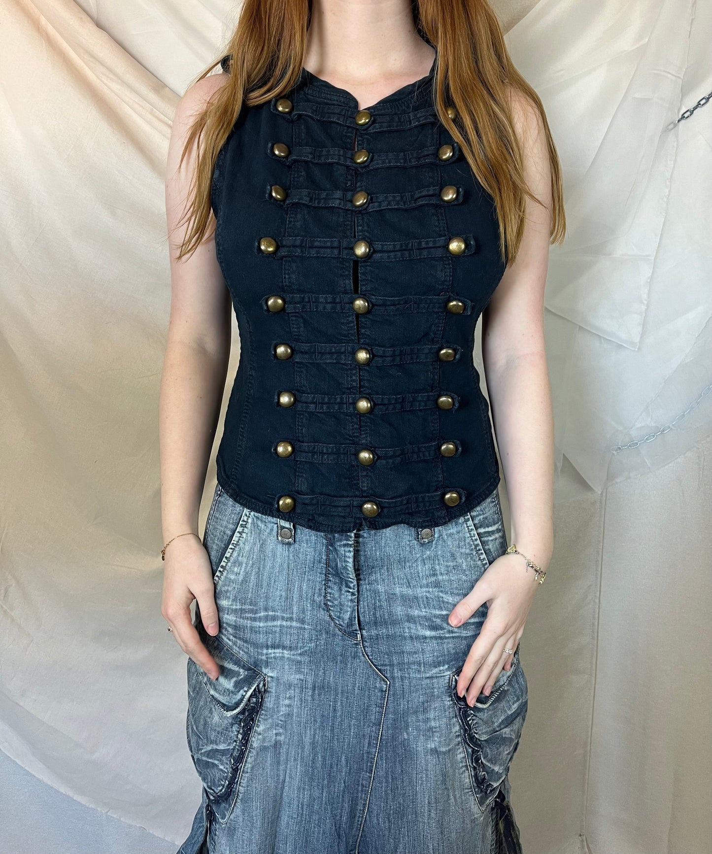 Structured top