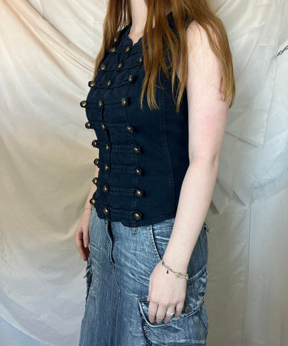 Structured top